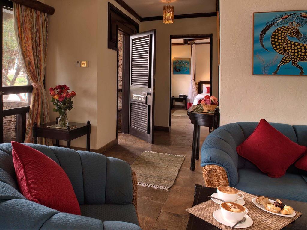 Sarova Shaba Game Lodge Archers Post ภายนอก รูปภาพ