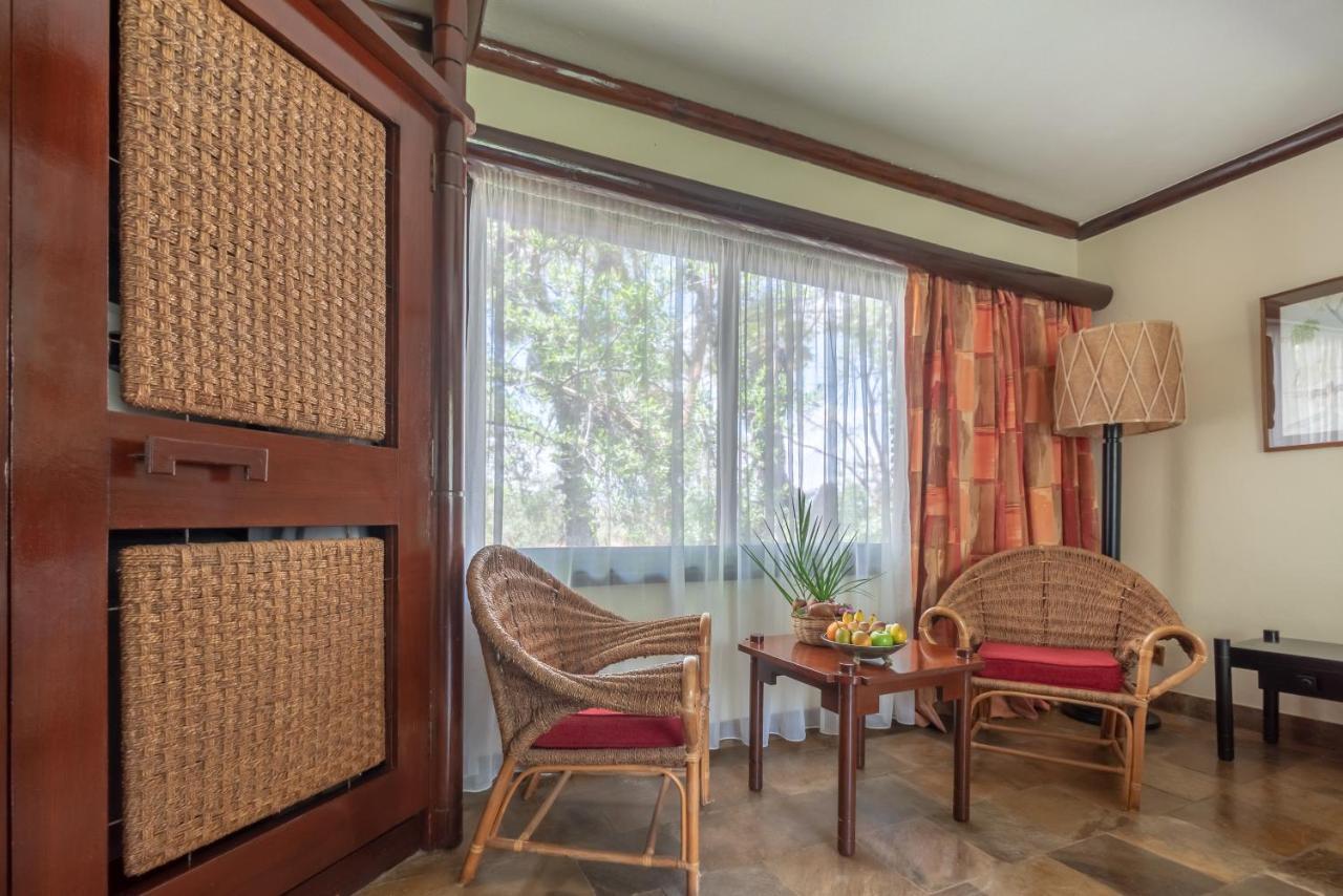 Sarova Shaba Game Lodge Archers Post ภายนอก รูปภาพ