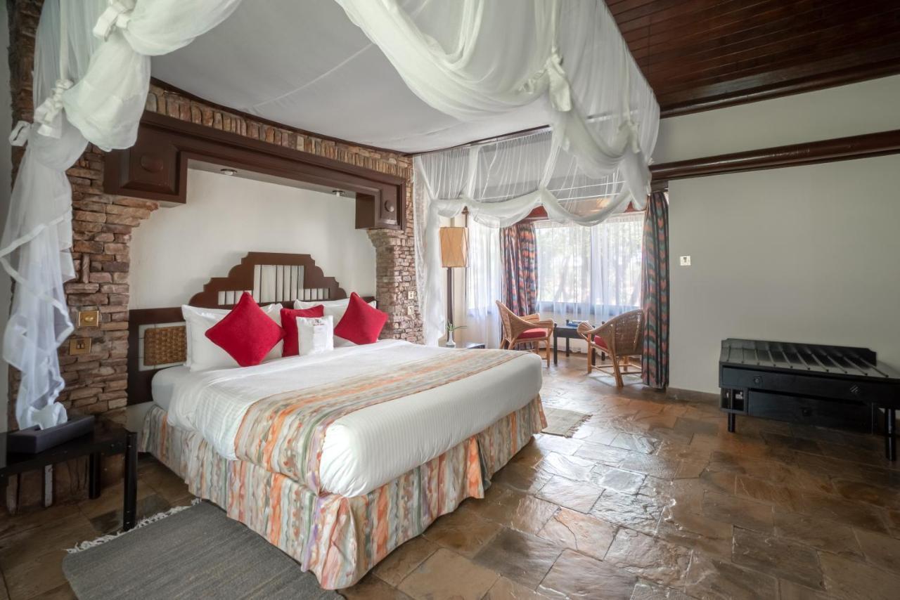 Sarova Shaba Game Lodge Archers Post ภายนอก รูปภาพ