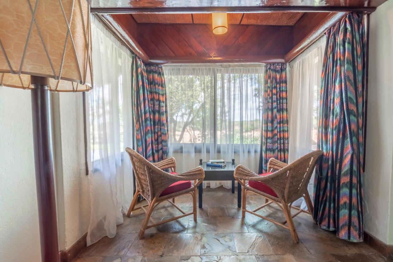 Sarova Shaba Game Lodge Archers Post ภายนอก รูปภาพ